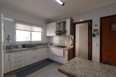 Apartamento à venda com 88m², 3 quartos e 2 vagasCozinha