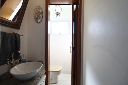 Casa à venda com 300m², 4 quartos e 3 vagasLavabo