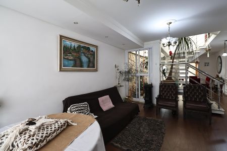 Casa à venda com 300m², 4 quartos e 3 vagasSala