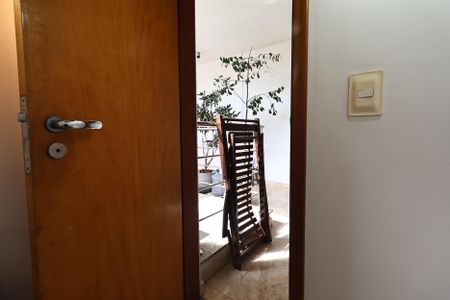 Casa à venda com 300m², 4 quartos e 3 vagaslavabo 2