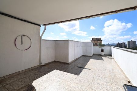 Casa à venda com 300m², 4 quartos e 3 vagasCobertura
