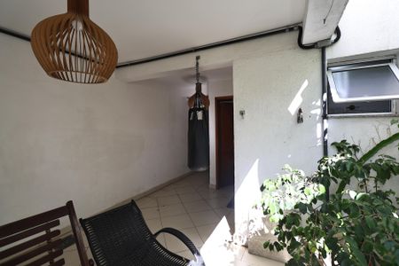 Casa à venda com 300m², 4 quartos e 3 vagasvaranda/jardim