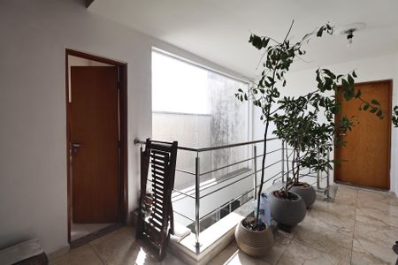 Casa à venda com 300m², 4 quartos e 3 vagasCobertura