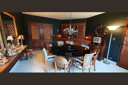 Casa à venda com 600m², 5 quartos e 5 vagas
