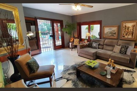 Casa à venda com 600m², 5 quartos e 5 vagas