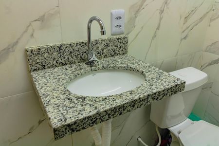 Apartamento à venda com 45m², 2 quartos e sem vaga Apartamento à venda com 45m², 2 quartos e sem vagaBanheiro/Suíte