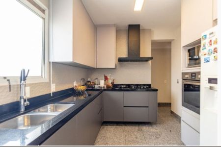 Apartamento à venda com 250m², 4 quartos e 5 vagas Apartamento à venda com 250m², 4 quartos e 5 vagasFoto 14