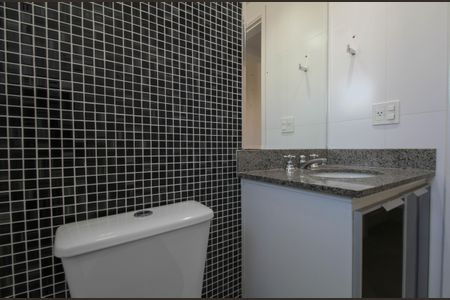 Apartamento para alugar com 178m², 3 quartos e 3 vagas Apartamento para alugar com 178m², 3 quartos e 3 vagasBanheiro /Suíte 2