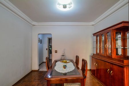 Apartamento à venda com 98m², 2 quartos e 1 vaga Apartamento à venda com 98m², 2 quartos e 1 vagaSala