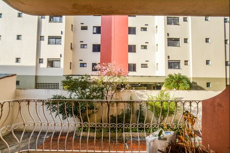 Apartamento à venda com 98m², 2 quartos e 1 vaga Apartamento à venda com 98m², 2 quartos e 1 vagaVaranda