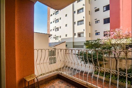 Apartamento à venda com 98m², 2 quartos e 1 vaga Apartamento à venda com 98m², 2 quartos e 1 vagaVaranda