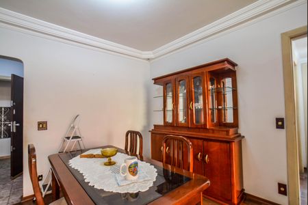 Apartamento à venda com 98m², 2 quartos e 1 vaga Apartamento à venda com 98m², 2 quartos e 1 vagaSala