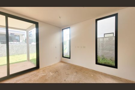 Casa de condomínio à venda com 220m², 3 quartos e 2 vagasSala