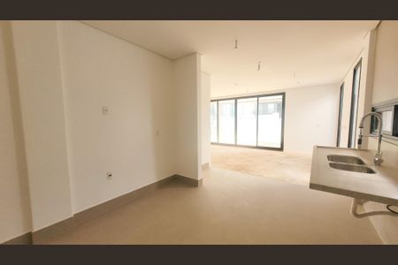 Casa de condomínio à venda com 220m², 3 quartos e 2 vagasCozinha