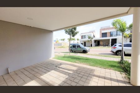 Casa de condomínio à venda com 220m², 3 quartos e 2 vagasGaragem