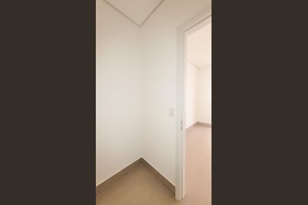 Casa de condomínio à venda com 220m², 3 quartos e 2 vagasDespensa