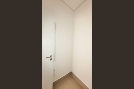 Casa de condomínio à venda com 220m², 3 quartos e 2 vagasDespensa