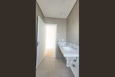 Casa de condomínio à venda com 220m², 3 quartos e 2 vagasBanheiro da Suíte 1