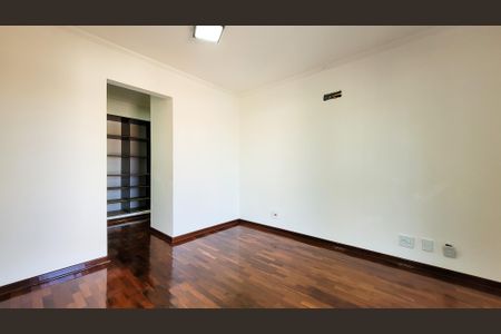 Casa de condomínio para alugar com 410m², 5 quartos e 6 vagas Casa de condomínio para alugar com 410m², 5 quartos e 6 vagasSuite Master
