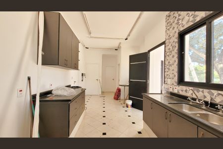 Casa de condomínio para alugar com 410m², 5 quartos e 6 vagas Casa de condomínio para alugar com 410m², 5 quartos e 6 vagasCozinha
