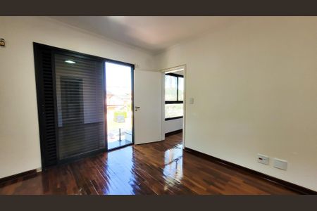 Casa de condomínio para alugar com 410m², 5 quartos e 6 vagas Casa de condomínio para alugar com 410m², 5 quartos e 6 vagasSuite Master
