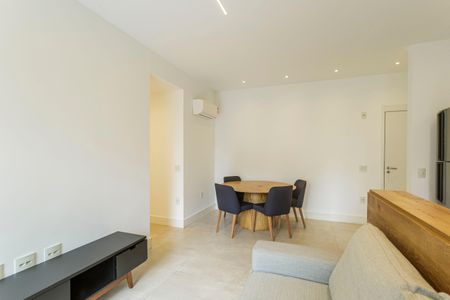 Apartamento para alugar com 76m², 2 quartos e 1 vagaSala