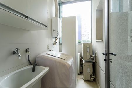 Apartamento à venda com 76m², 2 quartos e 1 vagaÁrea de Serviço