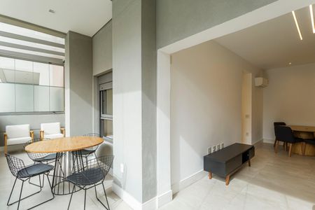 Apartamento à venda com 76m², 2 quartos e 1 vagaSala