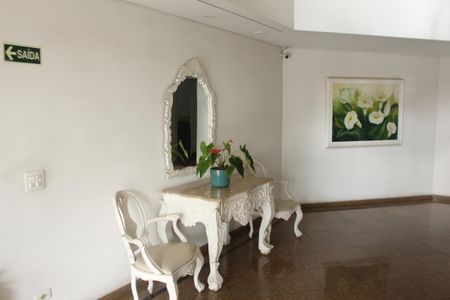 Apartamento à venda com 106m², 3 quartos e 2 vagasHall social