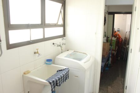 Apartamento à venda com 106m², 3 quartos e 2 vagasÁrea de Serviço