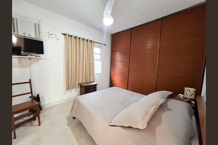 Casa de condomínio para alugar com 441m², 4 quartos e 4 vagas Casa de condomínio para alugar com 441m², 4 quartos e 4 vagasSuíte
