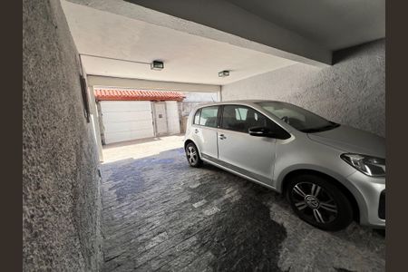 Casa de condomínio para alugar com 441m², 4 quartos e 4 vagas Casa de condomínio para alugar com 441m², 4 quartos e 4 vagasGaragem
