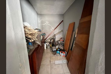 Casa de condomínio para alugar com 441m², 4 quartos e 4 vagas Casa de condomínio para alugar com 441m², 4 quartos e 4 vagasDeposito