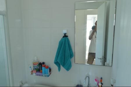 Apartamento para alugar com 47m², 2 quartos e 1 vaga Apartamento para alugar com 47m², 2 quartos e 1 vagaBanheiro