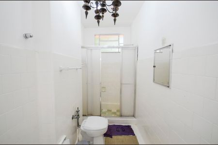 Apartamento à venda com 90m², 2 quartos e sem vagaBanheiro