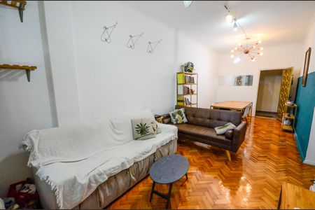 Apartamento à venda com 90m², 2 quartos e sem vagaSala