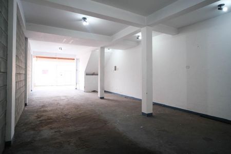 Casa à venda com 500m², 3 quartos e 8 vagasÁrea comum