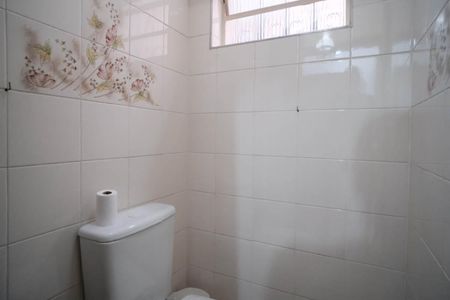 Casa à venda com 500m², 3 quartos e 8 vagasBanheiro 3