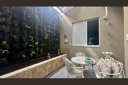 Casa à venda com 287m², 3 quartos e 3 vagasJardim de inverno