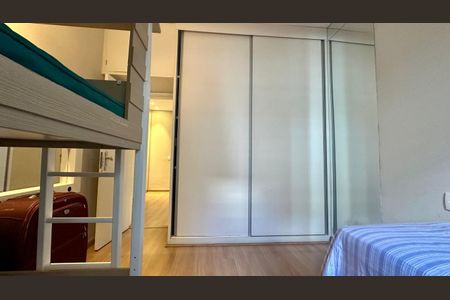 Casa à venda com 287m², 3 quartos e 3 vagasQuarto