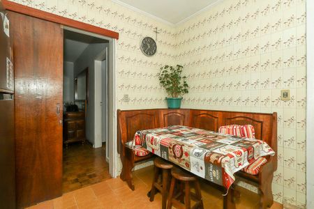 Casa à venda com 226m², 3 quartos e 2 vagasCozinha