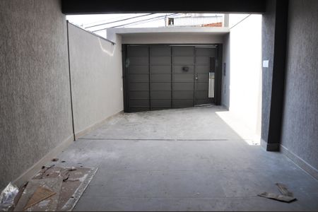 Casa à venda com 130m², 3 quartos e 2 vagas Casa à venda com 130m², 3 quartos e 2 vagasÁrea comum