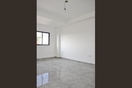 Casa à venda com 130m², 3 quartos e 2 vagas Casa à venda com 130m², 3 quartos e 2 vagasSala