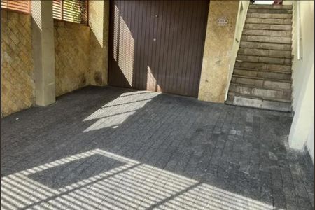 Casa à venda com 142m², 4 quartos e 4 vagas