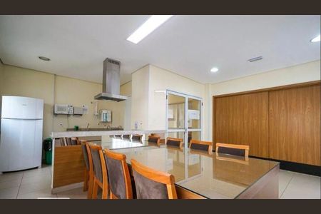 Apartamento à venda com 71m², 2 quartos e 1 vaga