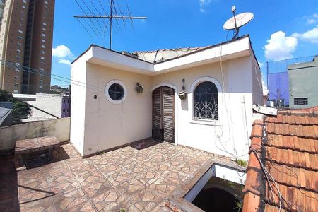 Casa à venda com 196m², 3 quartos e 1 vaga