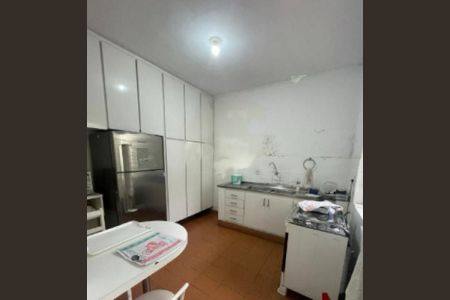 Casa à venda com 172m², 3 quartos e 2 vagas