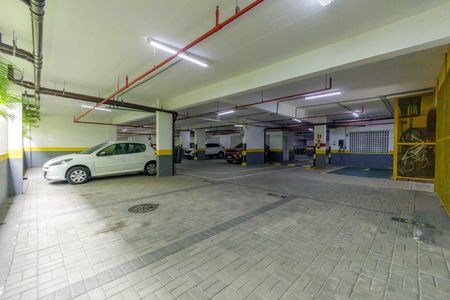 Apartamento à venda com 82m², 3 quartos e 1 vaga Apartamento à venda com 82m², 3 quartos e 1 vagaÁrea Comum - Garagem