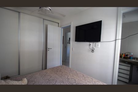 Apartamento à venda com 82m², 3 quartos e 1 vaga Apartamento à venda com 82m², 3 quartos e 1 vagaSuíte