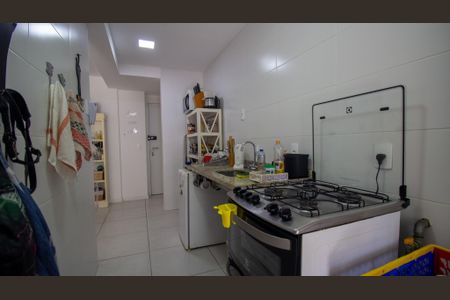 Apartamento à venda com 82m², 3 quartos e 1 vaga Apartamento à venda com 82m², 3 quartos e 1 vagaCozinha e Área de Serviço